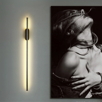 Linea Glow Wall Light