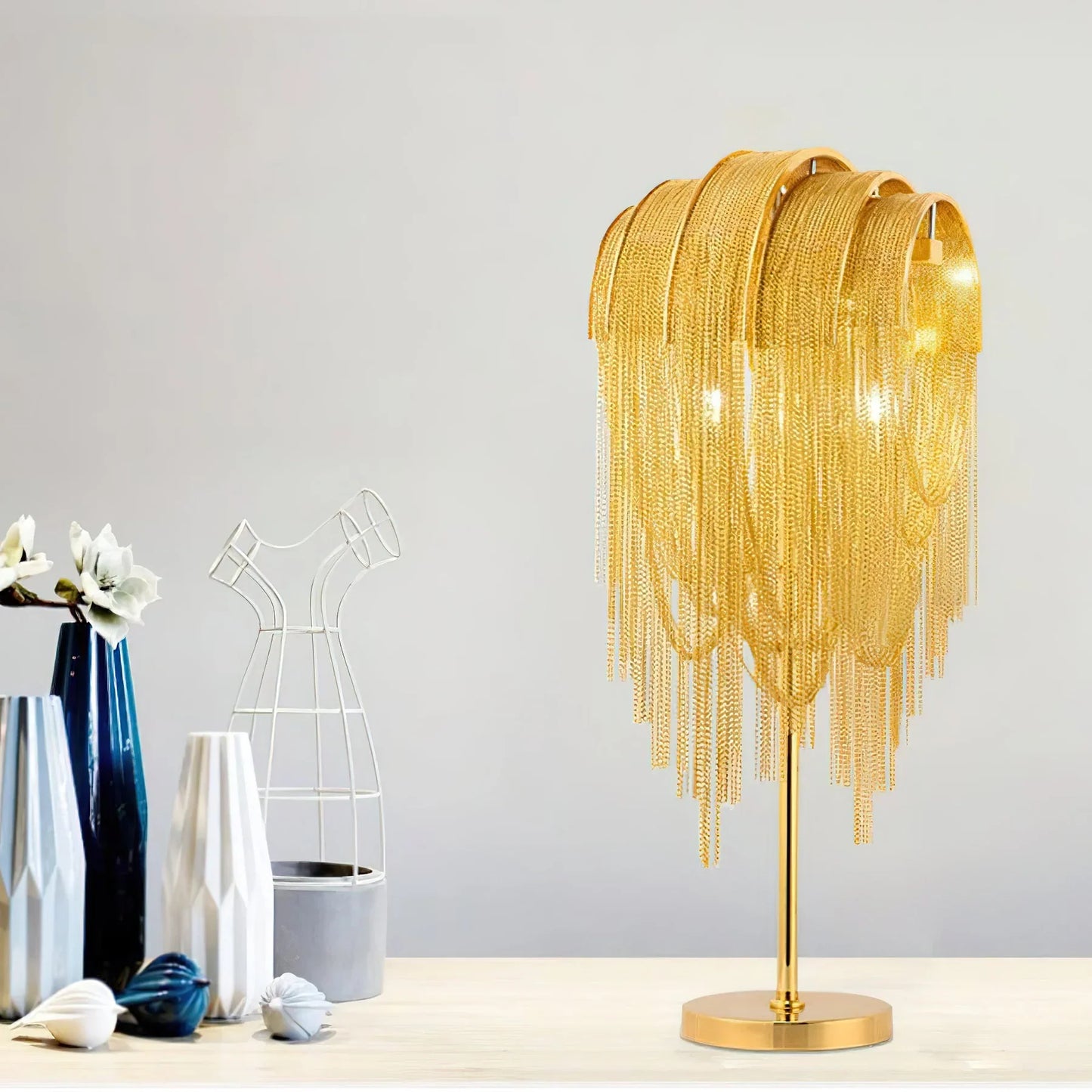 Chain Luxe Table Lamp