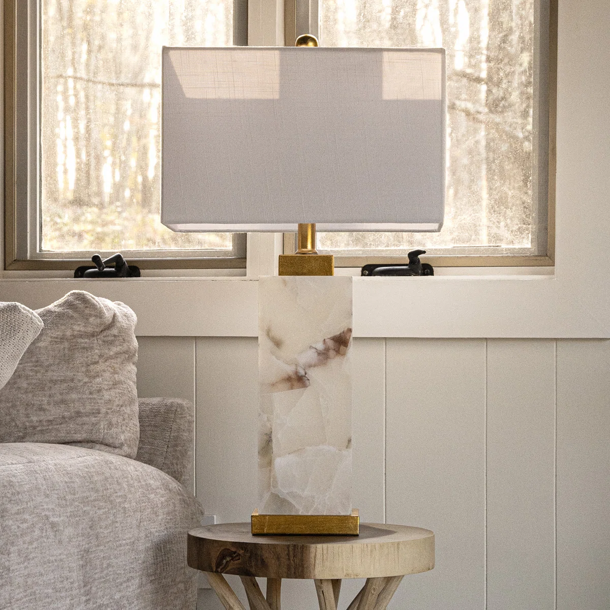 Dreamstone Alabaster Lamp