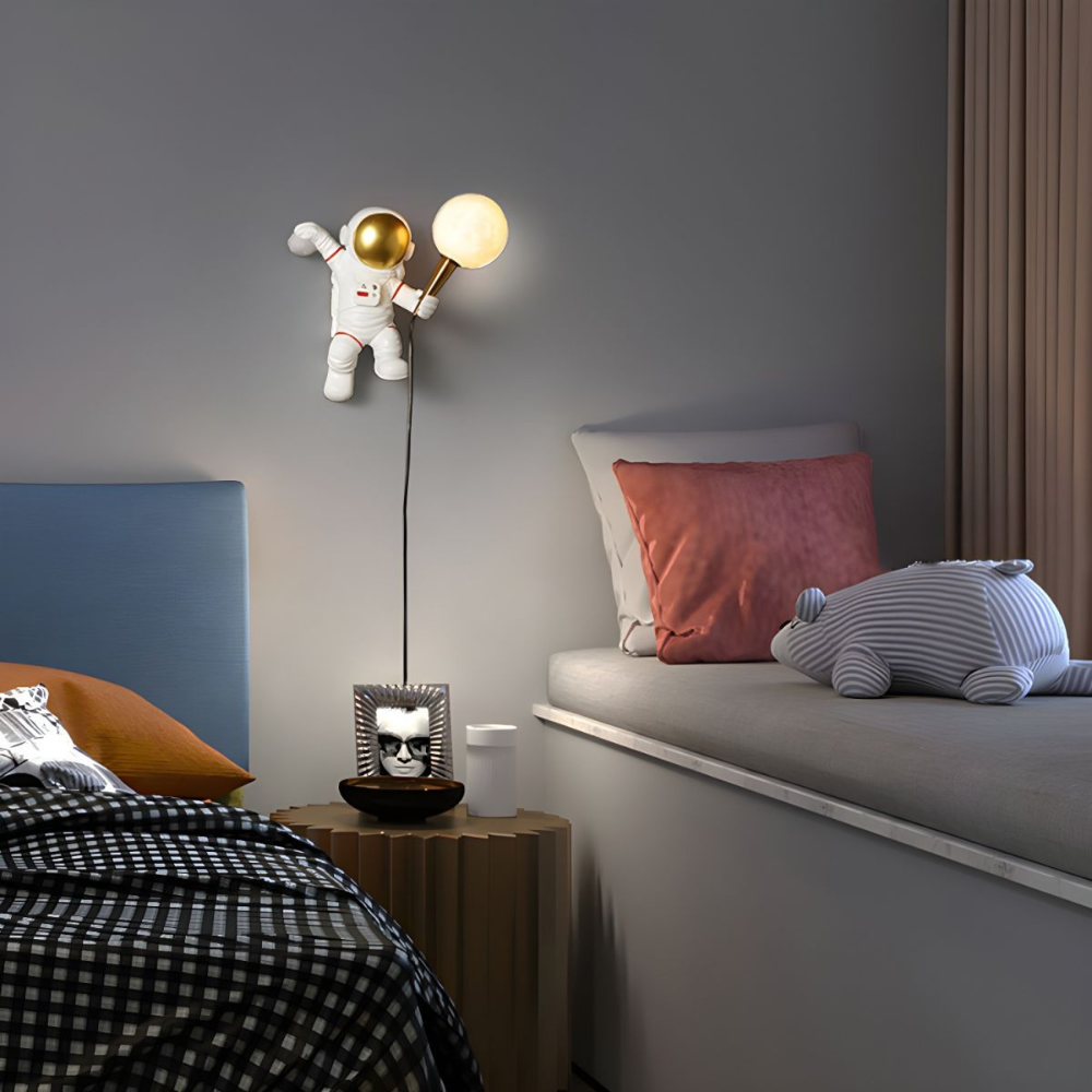 Astronaut Wall Light
