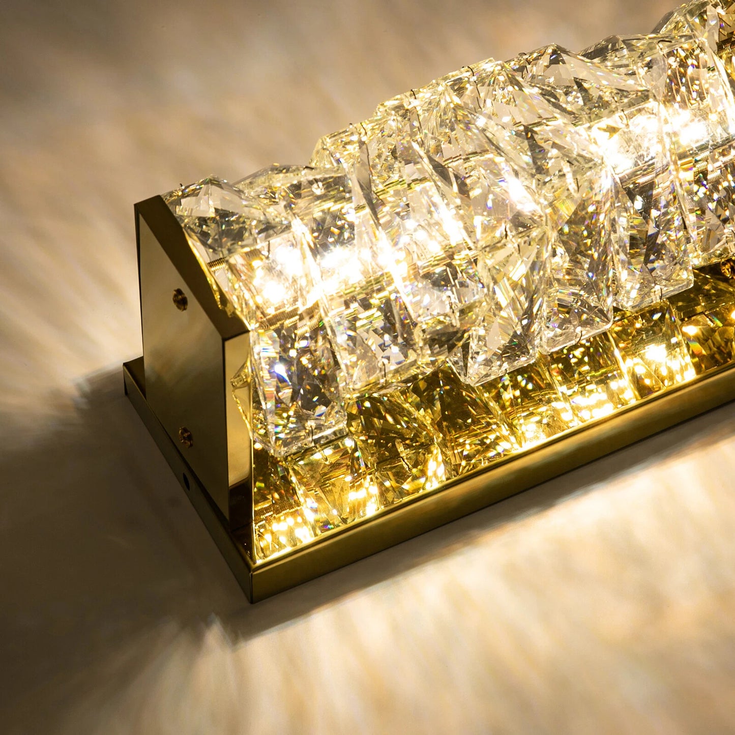 Élan Crystal Spiral Wall Light